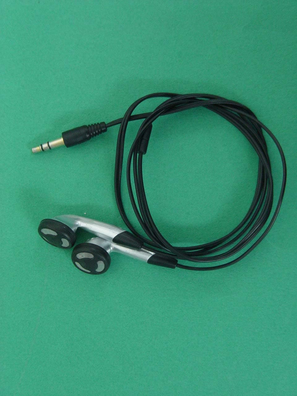 MP3 PLAYER (WITH FM RADIO) - FCC ID PCMDAH1200T - Hyun Won Inc. (3)