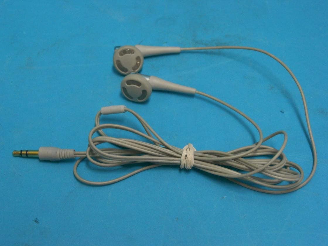 MP3 Player - FCC ID PCMDAH1300 - Hyun Won Inc. (2)
