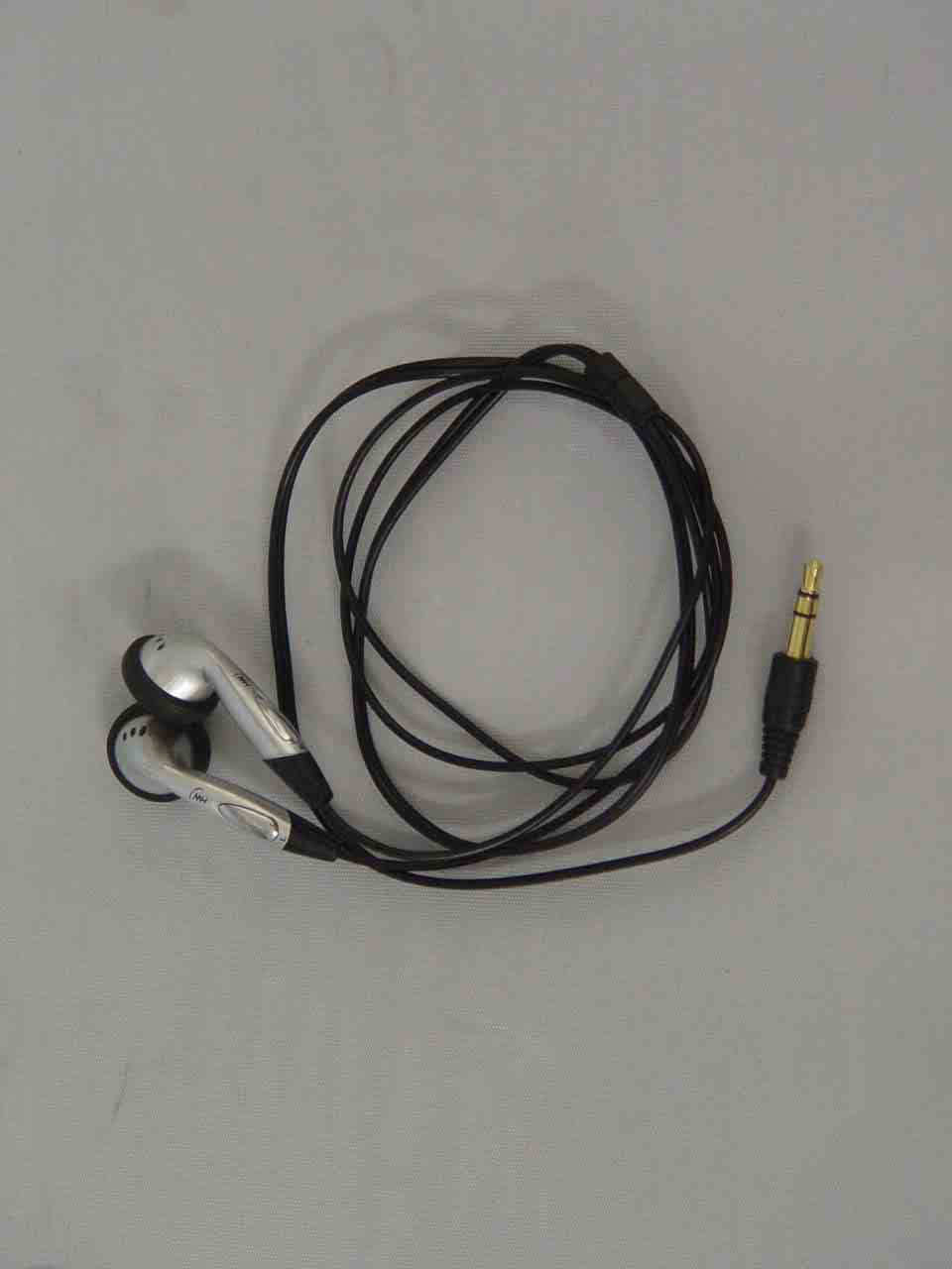 MP3 Player with FM Radio - FCC ID PCMDAH900 - Hyun Won Inc. (3)