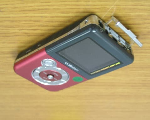 MP3 Player - FCC ID PCMDHH-200 - Hyun Won Inc. (2)