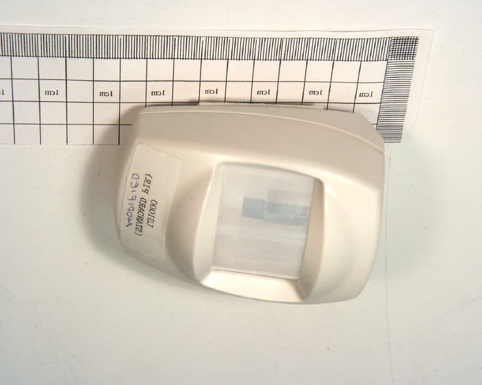 DSC - Part 15 Security/Remote Control Transmitter - FCC ID PDB-LS100-0-2 - Leeds Electronic Engineering LTD (2)