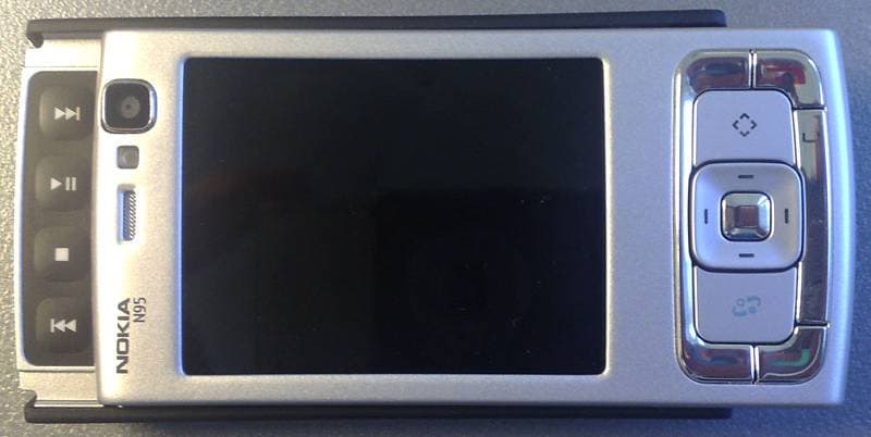 Multiradio handset - FCC ID PDNRM-160 - Microsoft Corporation (3)