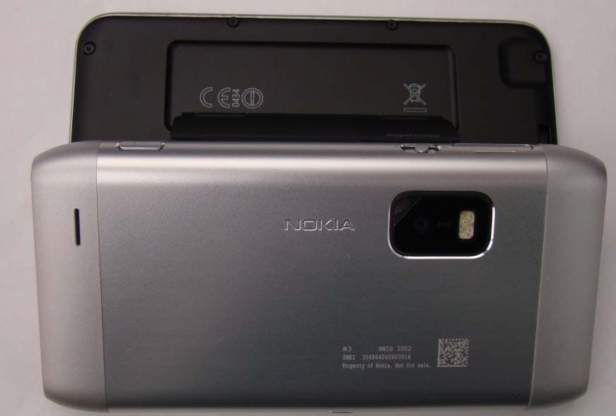 GSM/WCDMA cellular phone w/BT and WLAN - FCC ID PDNRM-626 - Microsoft Corporation (2)