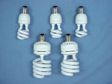 Compact Fluorescent Lamp - FCC ID PDYTPAR730 - TOSPO Electronics Co., Ltd. (2)