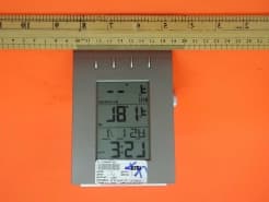 Battery Operated 433 MHz RF Thermometer Receiver - FCC ID PEQ796090901 - Electronics Tomorrow Ltd.
