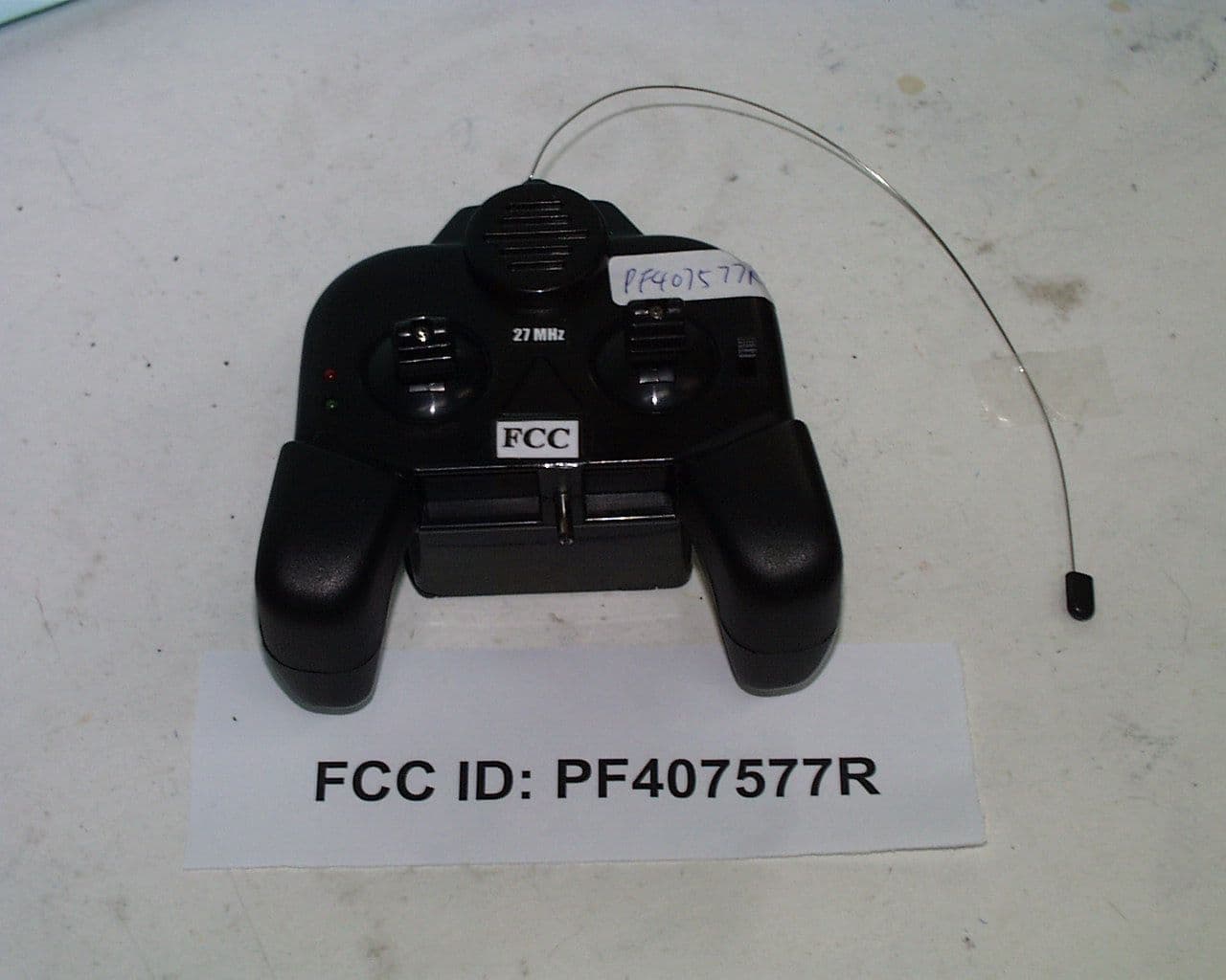 Remote Control Toy Car - FCC ID PF407577R - The Original San Francisco Toymaker