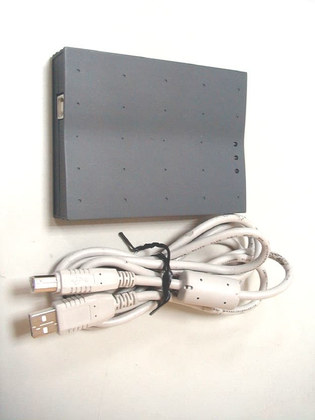 Wireless LAN USB Adaptor - FCC ID PGCWL-2111 - UAT Inc.