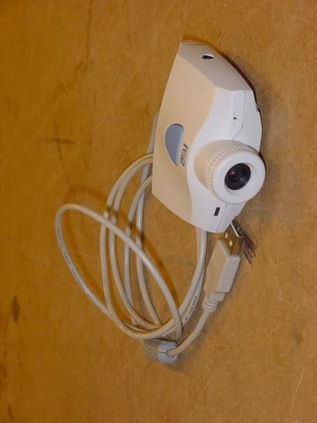 USB PC Camera - FCC ID PGK-P32VB - Look & Say Co., Ltd.