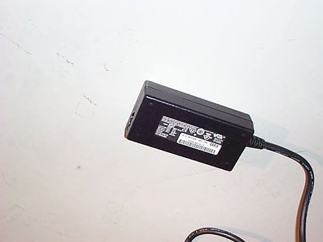 Spread Spectrum Transceiver - FCC ID PGRHPL000W - ARRIS