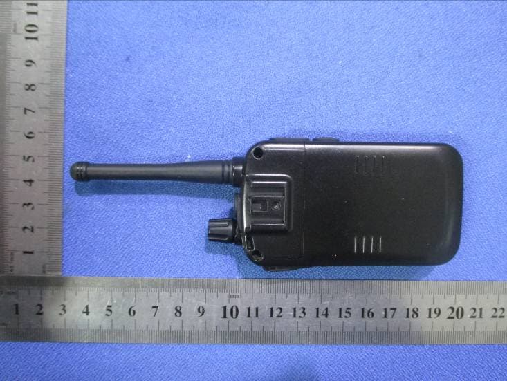 FRS UHF FM HANDHELD TRANSCIVER - FCC ID PH3DJ-FX45 - Alinco Incorporated, Electronics Division (2)