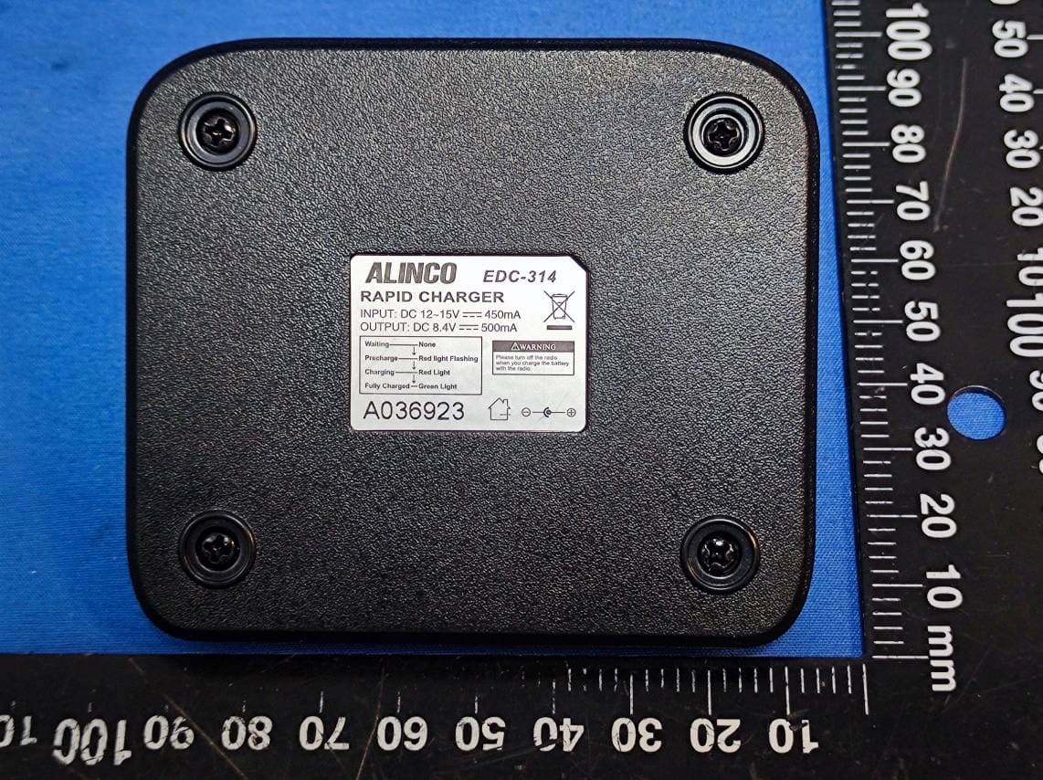 UHF FM TRANSCEIVER - FCC ID PH3DJ-G46T - Alinco Incorporated, Electronics Division