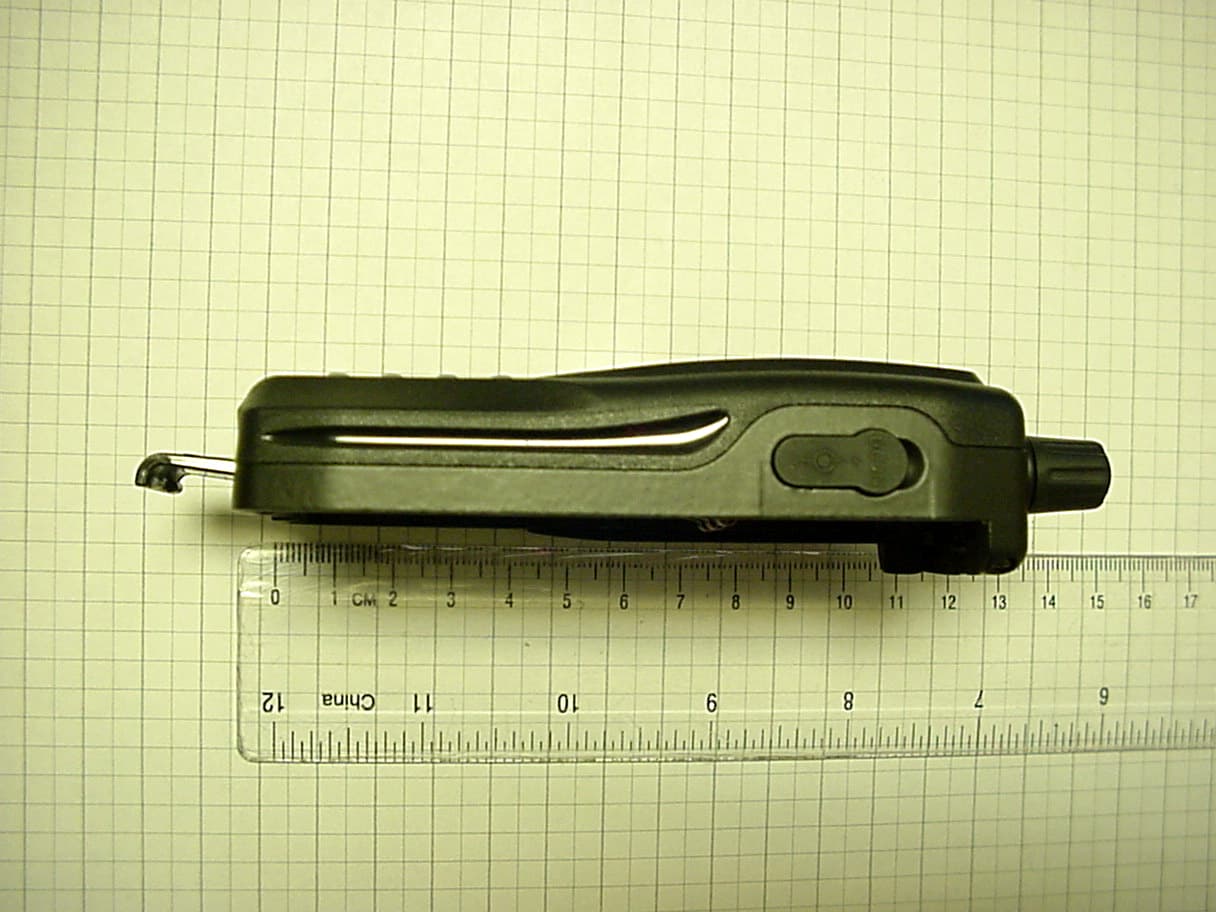 VHF FM Scanning Receiver - FCC ID PH3DJ-V17T - Alinco Incorporated, Electronics Division (3)