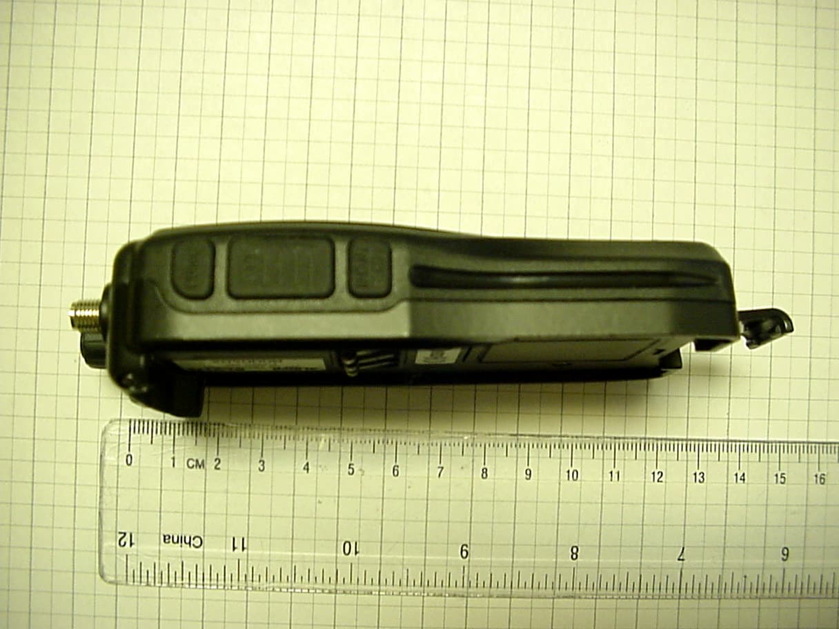 VHF FM Scanning Receiver - FCC ID PH3DJ-V17T - Alinco Incorporated, Electronics Division (4)
