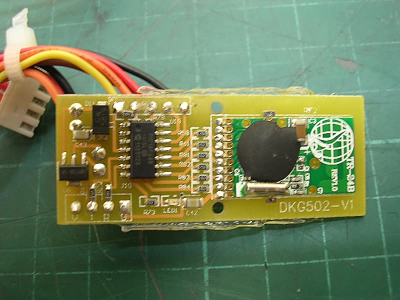 Wireless lower controller - FCC ID PHGDBREVO-WLC - Tung Keng Enterprise Co. Ltd (4)