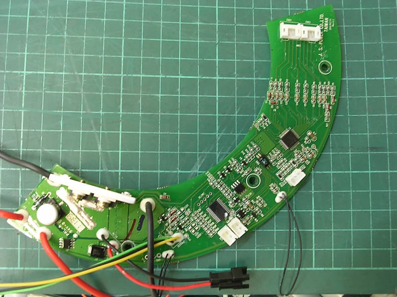 Wireless lower controller - FCC ID PHGDBREVO-WLC - Tung Keng Enterprise Co. Ltd (3)