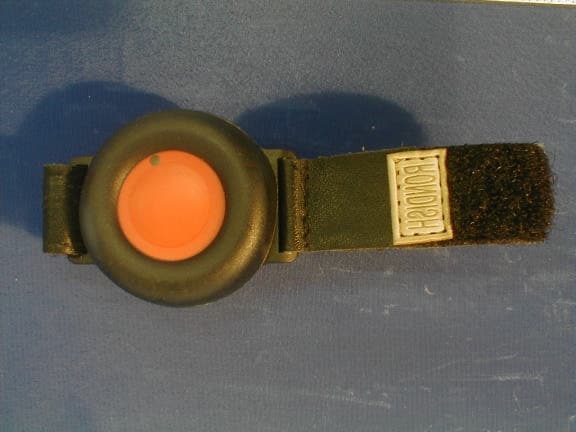 Wrist Band w/Nurse Call - FCC ID PHNTXW01 - Global DME,Inc.