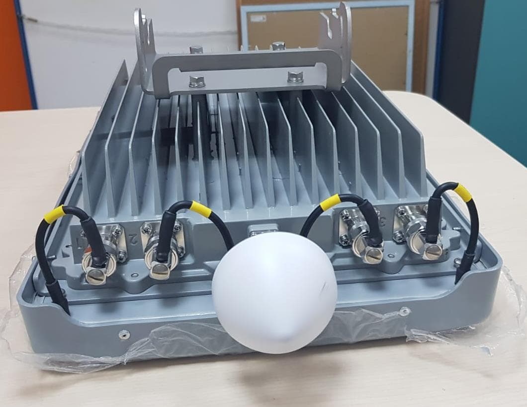 LTE Base Station Radio - FCC ID PIDAS1030 - Airspan Networks Inc