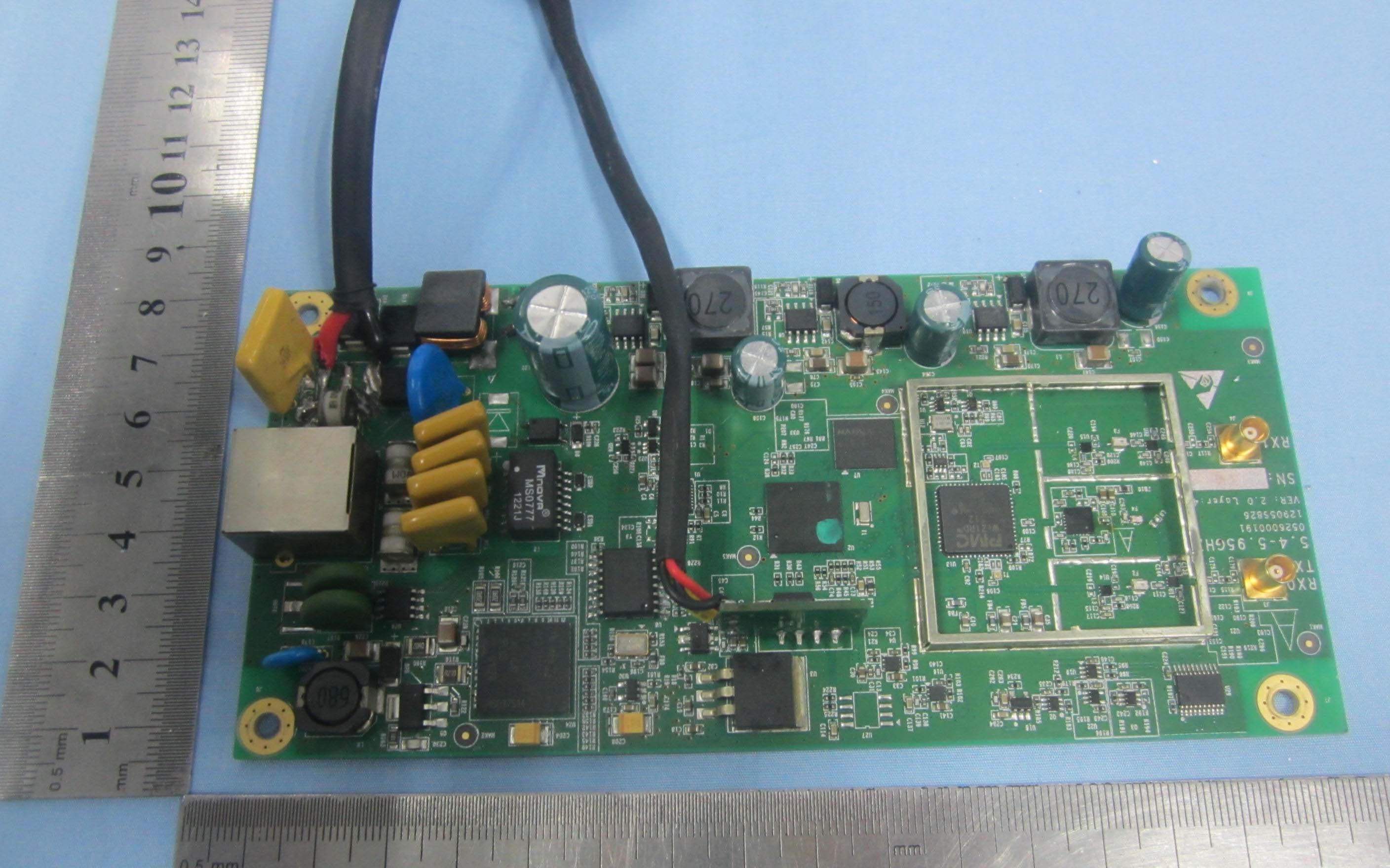 WiMAX MRT CPE - FCC ID PIDMRT4900 - Airspan Networks Inc (4)