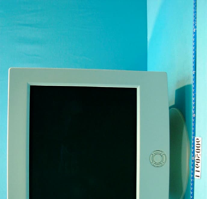 Color Monitor - FCC ID PIM786B - NESO Technology Inc. (2)