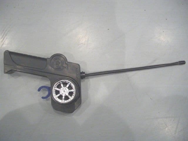 Chrysler 300C - FCC ID PIYJ4032-05A4T - Mattel Asia Pacific Sourcing Ltd.