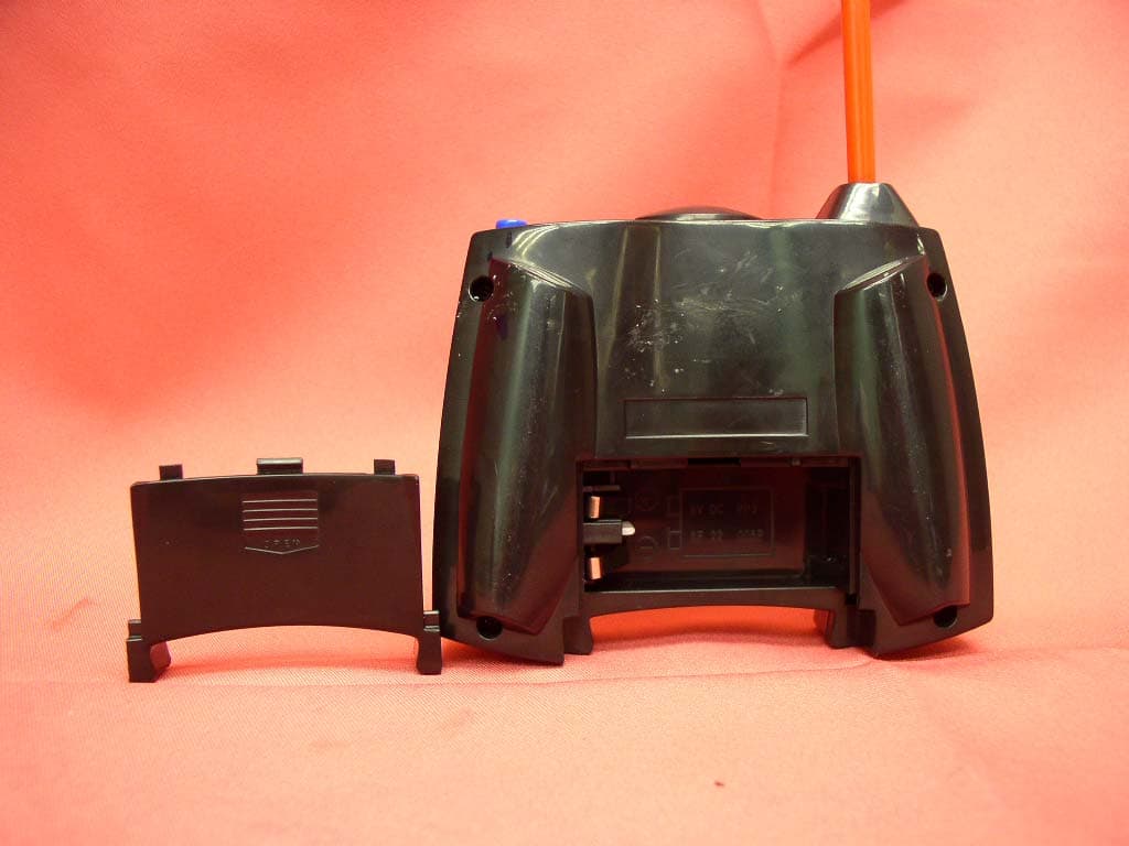 RC Hovercraft - FCC ID PIYK6319-06A4T - Mattel Asia Pacific Sourcing Ltd. (3)