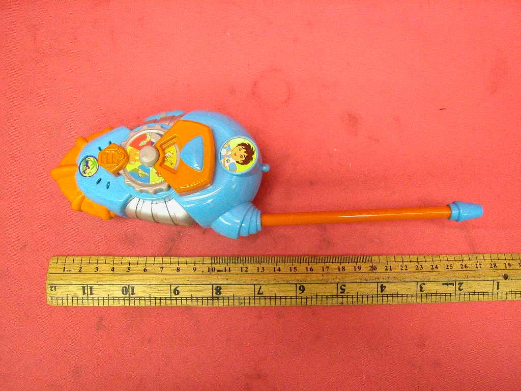 Toy Walkie Talkie - FCC ID PIYL6963-07A2 - Mattel Asia Pacific Sourcing Ltd. (3)