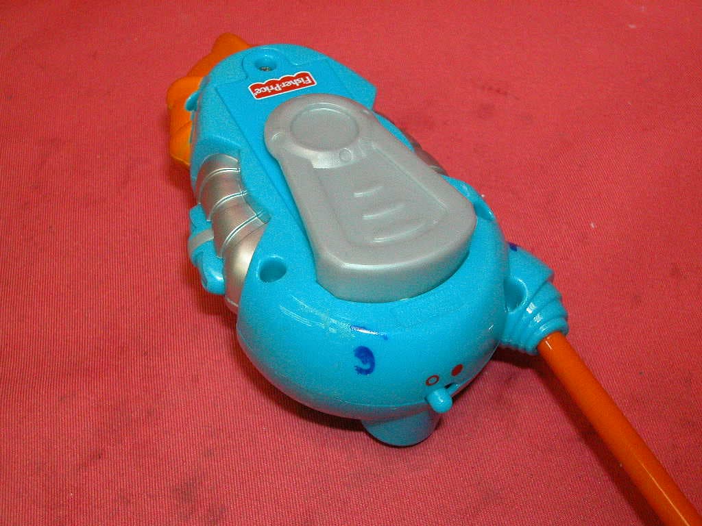 Toy Walkie Talkie - FCC ID PIYL6963-07A2 - Mattel Asia Pacific Sourcing Ltd.