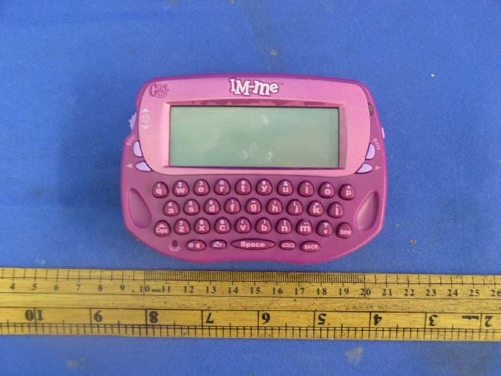 IM-me (Handset) - FCC ID PIYL7281H1 - Mattel Asia Pacific Sourcing Ltd.
