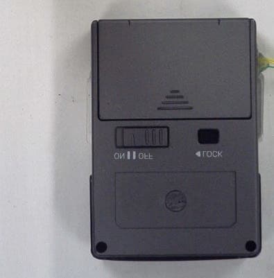 Spread Spectrum Wireless Recorder - Handset - FCC ID PJ4ID-2400TR - ID Fone Co., Ltd (2)