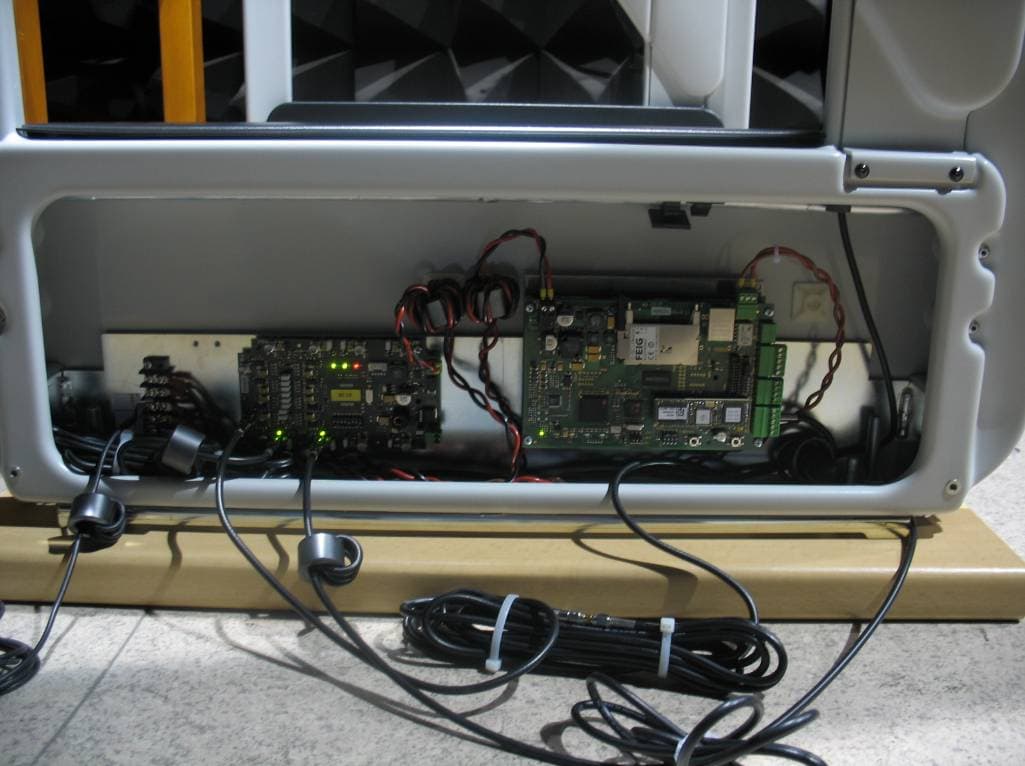 Security Gate - FCC ID PJMANT1300680 - Feig Electronic GmbH (4)