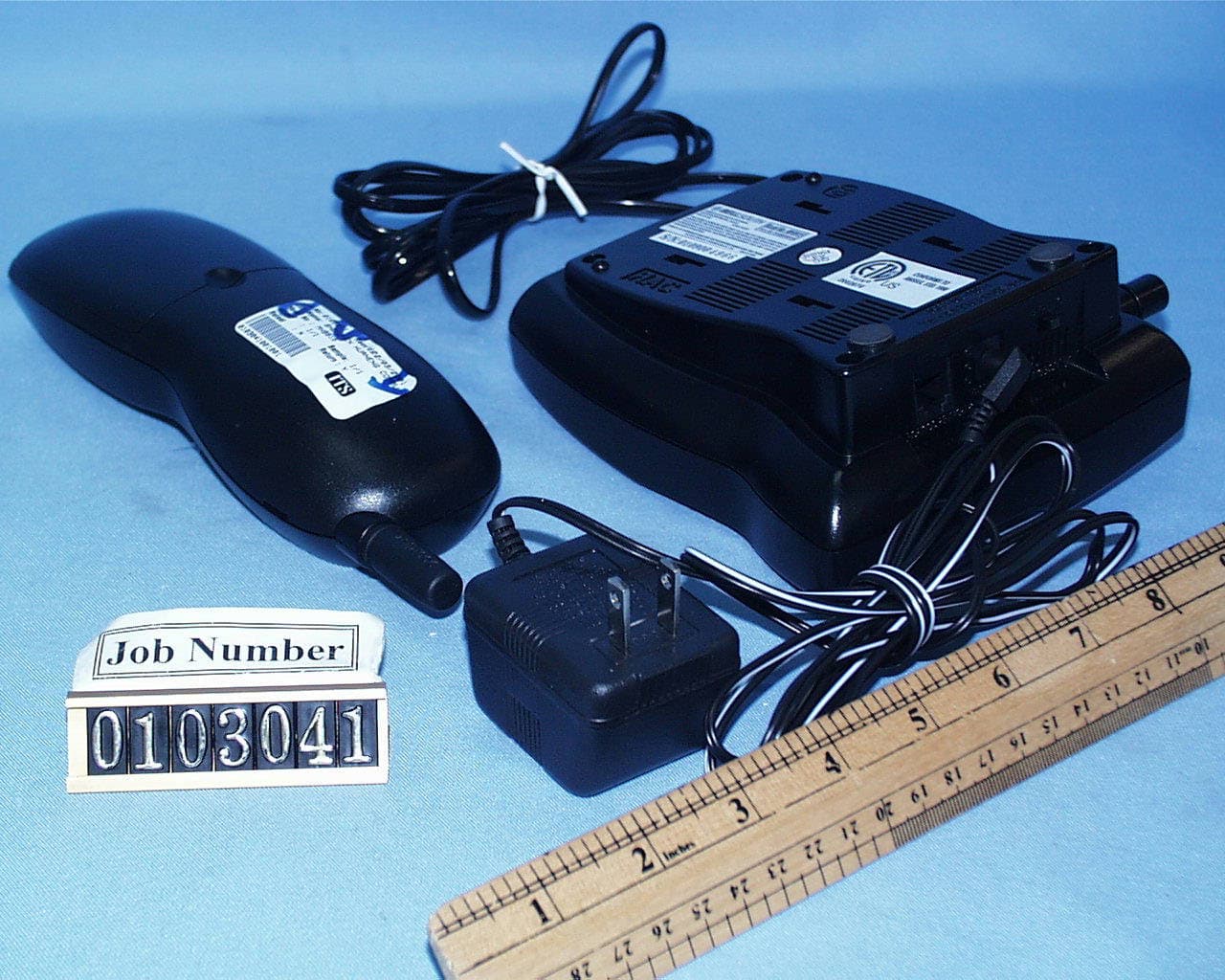 900 MHz 40 Channel Cordless Phone with CID - FCC ID PJUMH9915 - Shenzhen Jingneng Telecom Technology Co Ltd