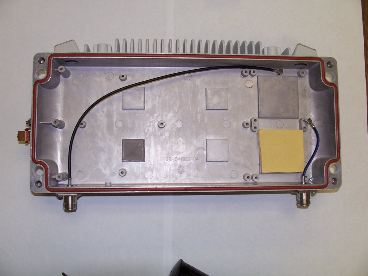 SKYZHONE WI-FI ACCESS POINT - FCC ID PJZSZ1424 - DZS Inc.