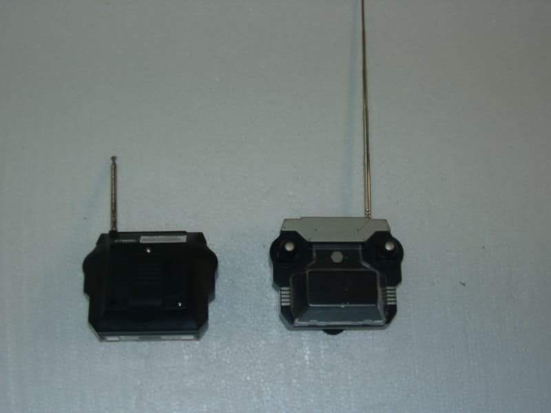 27 MHz Radio Transmitter - FCC ID PK45506123427 - Chi Hong Toy Factory Ltd. (1)
