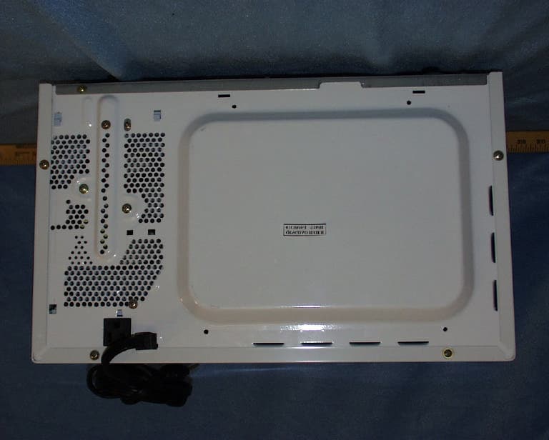 700W OUTPUT MICROWAVE OVENS - FCC ID PKAHR6701M02T - Qingdao Haier Microwave Production Co., Ltd. (2)
