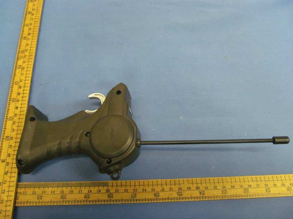 Radio Control Vehicle 1/14 Express Lane RC - FCC ID PKG09077RC27M - May Cheong Toy Products Fty. Ltd. (3)