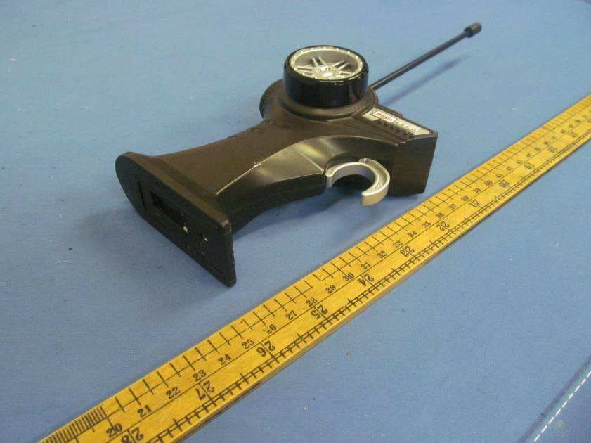 Radio Control Vehicle 1/14 Express Lane RC - FCC ID PKG09077RC49M - May Cheong Toy Products Fty. Ltd.