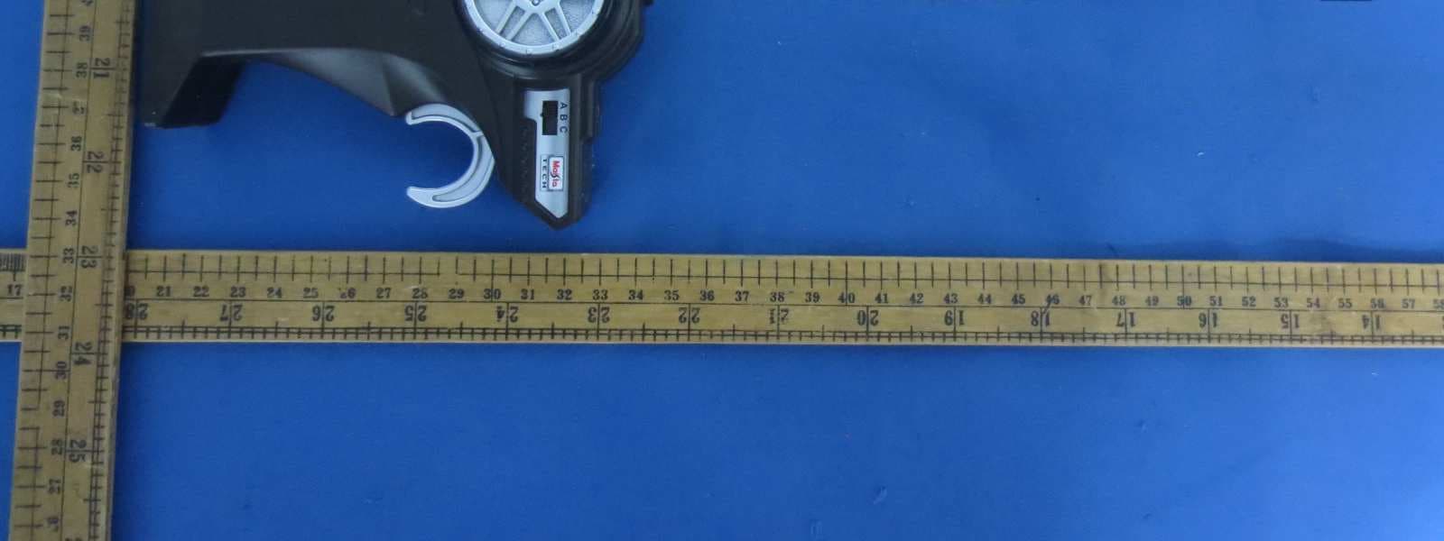 Radio Control Vehicle Ferrari R/C - FCC ID PKG12049RC27A - May Cheong Toy Products Fty. Ltd. (3)