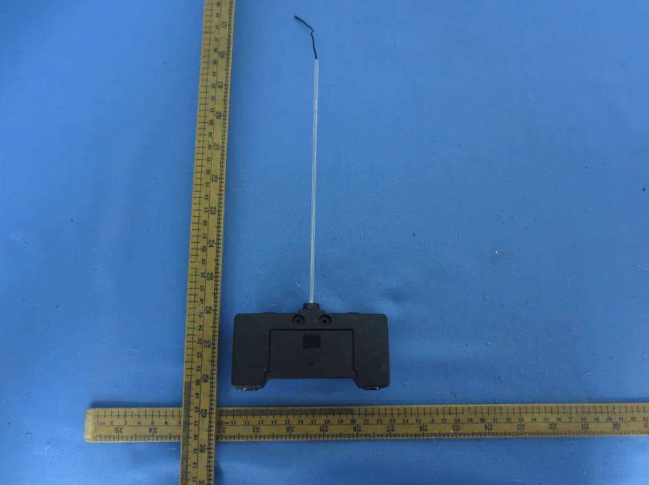 Licensed R/C Vehicles - FCC ID PKG12099RC27 - May Cheong Toy Products Fty. Ltd. (4)