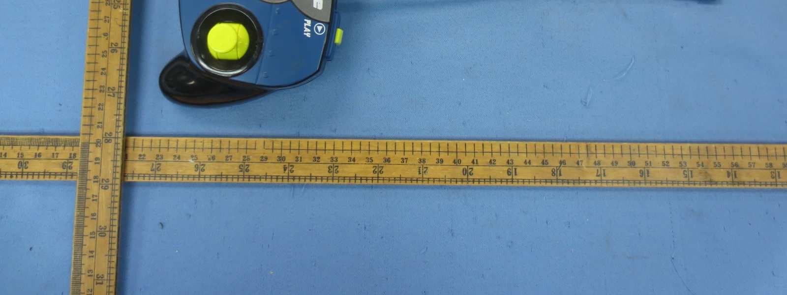 Voice Defender R/C - FCC ID PKG12107RC27 - May Cheong Toy Products Fty. Ltd. (4)