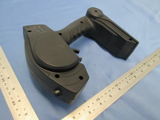 1 6 R/C Ford Raptor (2.4G) - FCC ID PKG14023RC - May Cheong Toy Products Fty. Ltd.