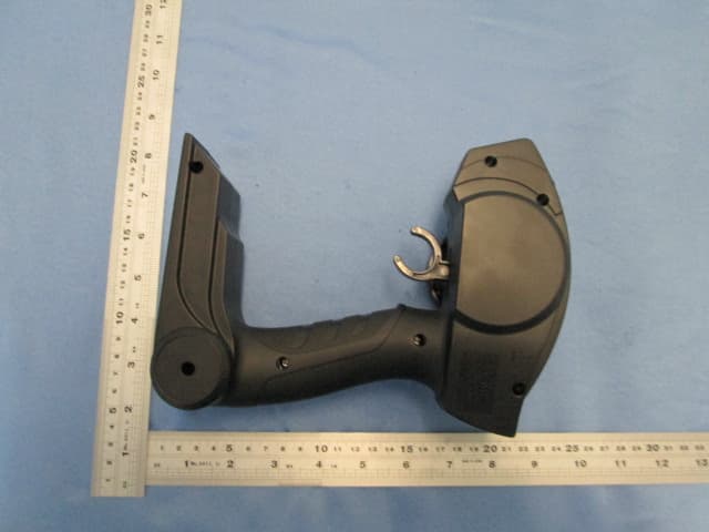 1 6 R/C Ford Raptor (2.4G) - FCC ID PKG14023RC - May Cheong Toy Products Fty. Ltd. (4)