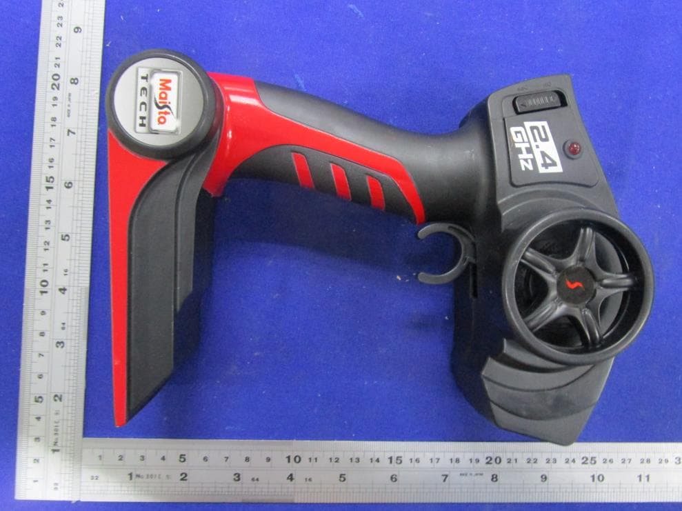 CYKLONE DRIFT - FCC ID PKG18899RCA - May Cheong Toy Products Fty. Ltd.