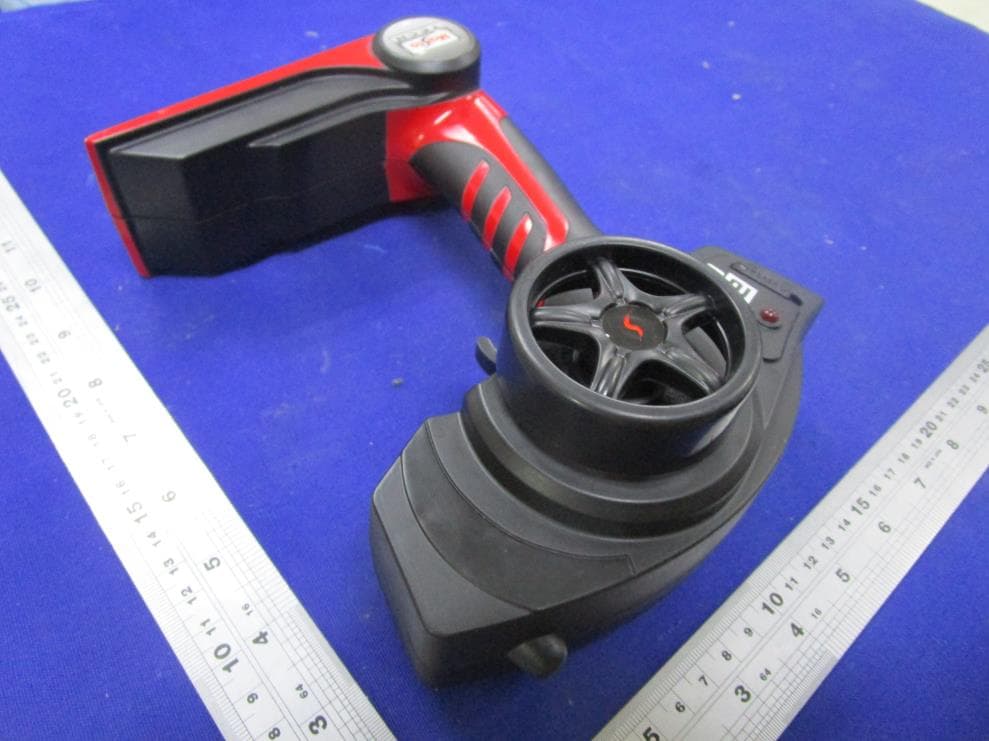 CYKLONE DRIFT - FCC ID PKG18899RCA - May Cheong Toy Products Fty. Ltd. (3)
