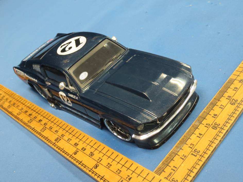 1:24 Radio Control vehicles, Assorted - FCC ID PKG81018RC49M - May Cheong Toy Products Fty. Ltd. (2)