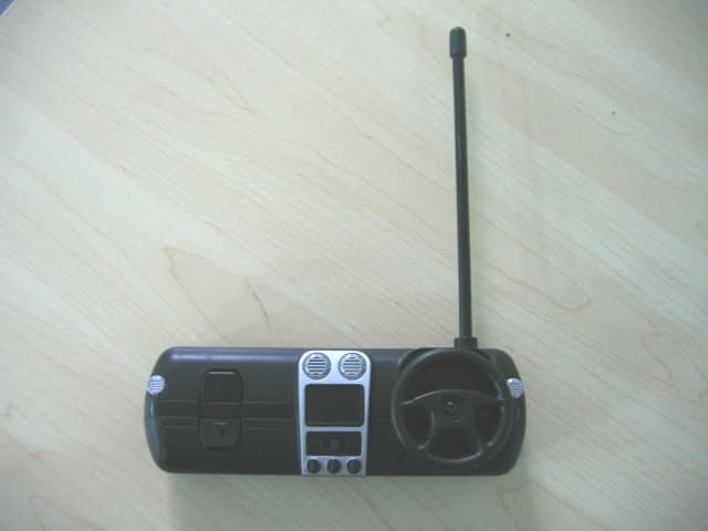 Remote Control Toy Transmitter - FCC ID PKG81060RC49 - May Cheong Toy Products Fty. Ltd.