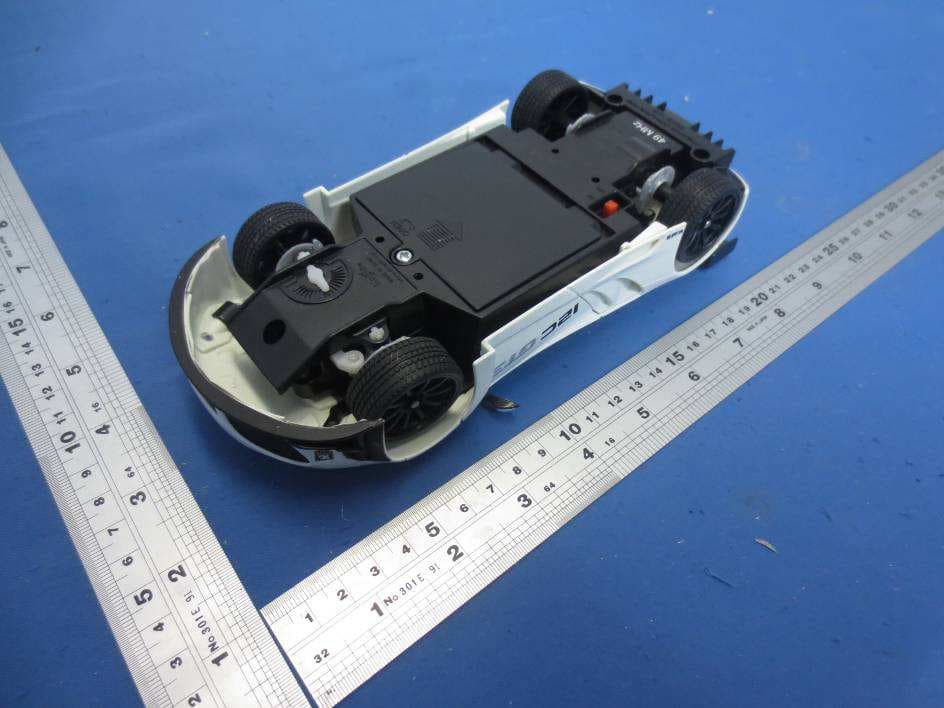 1/24 Race R/C, Asst. - FCC ID PKG81140RC49 - May Cheong Toy Products Fty. Ltd.