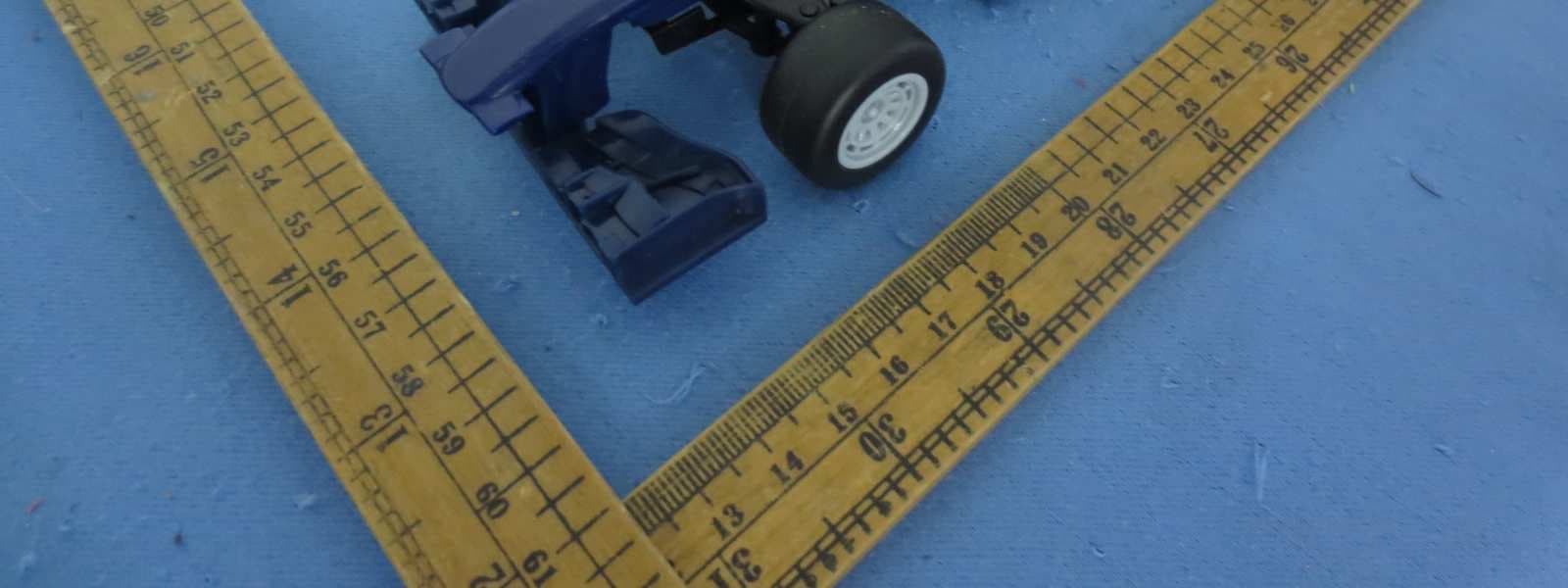 Radio Control Vehicle 1/24 R/C Red Bull Racing RB9 - FCC ID PKG81143RC49 - May Cheong Toy Products Fty. Ltd. (2)