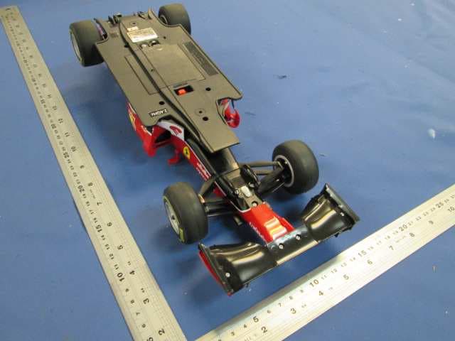 1 14 RC Formula Hobby Grade version(2.4G) - FCC ID PKG81260RCA - May Cheong Toy Products Fty. Ltd. (2)