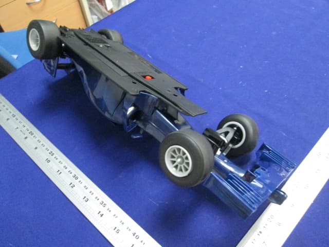 1 14 RC Formula Hobby Grade version(2.4G) - FCC ID PKG81260RCG - May Cheong Toy Products Fty. Ltd. (2)