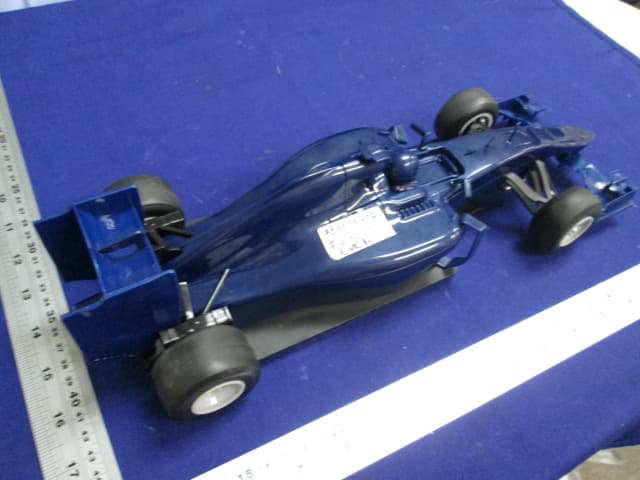 1 14 RC Formula Hobby Grade version(2.4G) - FCC ID PKG81260RCG - May Cheong Toy Products Fty. Ltd. (3)